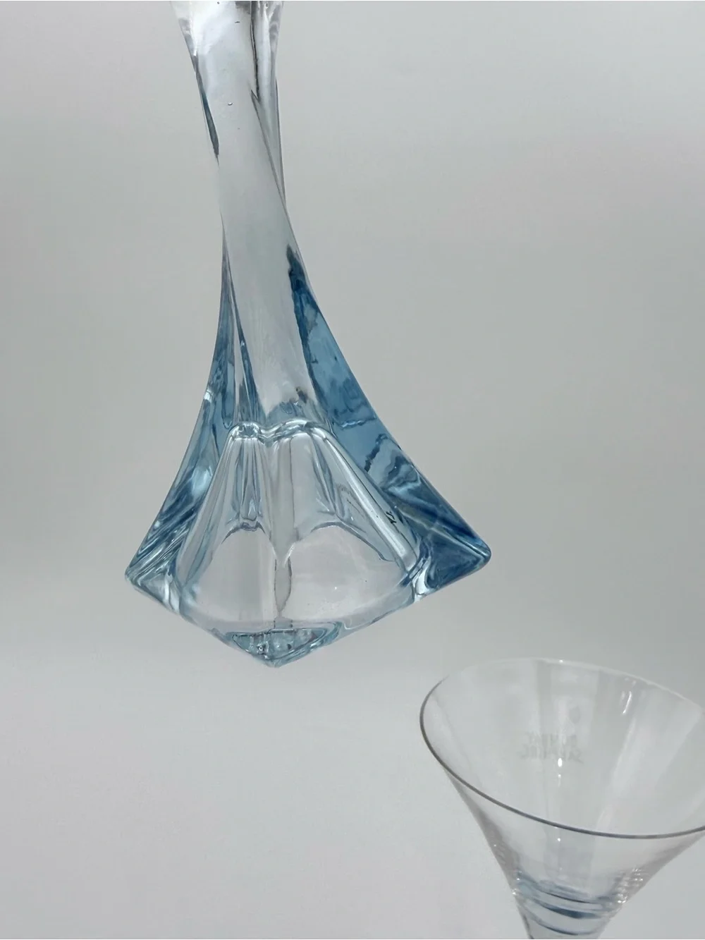 Vtg. LTD Bombay Blue Sapphire Mariner Martini Glasses Set W/Built In Shot Glass